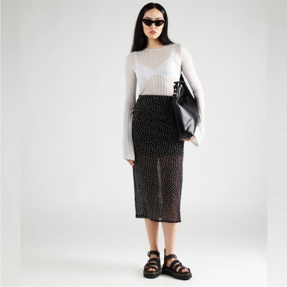 ✅ Abercrombie & Fitch Black Pencil Skirt with White Polka Dots